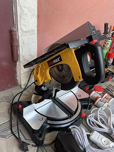 Usta və DIY işləri üçün tam peşəkar alət dəsti.Dəst 920 azn alınıb.2 lalafo.az -da Usta və DIY işləri üçün tam peşəkar alət dəsti.Dəst 920 azn alınıb.2