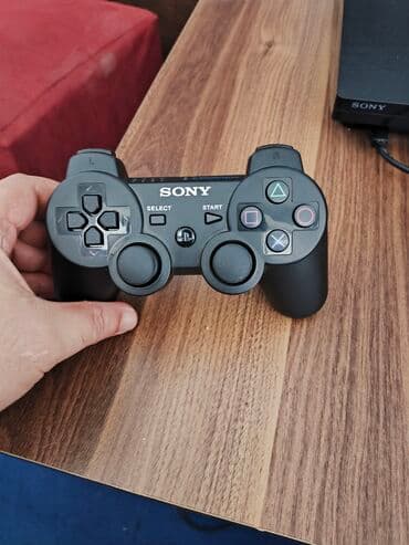 Sony PlayStation 3 (PS3) Slim oyun konsolu seti Komplekt: - PS3 Slim lalafo.az -da Sony PlayStation 3 (PS3) Slim oyun konsolu seti Komplekt: - PS3 Slim