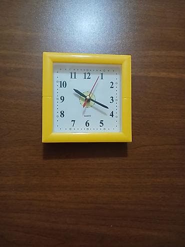 Divar saatı,tam işləkdi lalafo.az -da Divar saatı,tam işləkdi