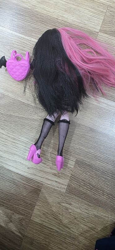 Monster High üslubunda moda kuklası DRACULAURA reboot - İkirəng saç lalafo.az -da Monster High üslubunda moda kuklası DRACULAURA reboot - İkirəng saç