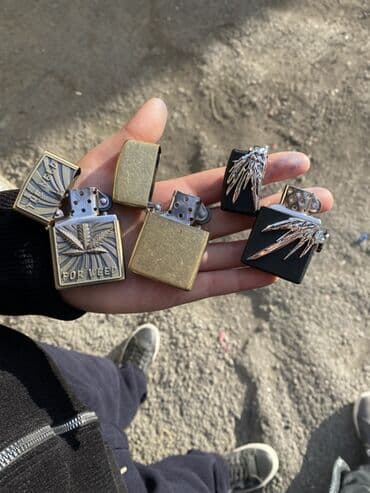 Məhsul: Benzinli metal qapaqlı alışqanlar (koleksiya dəsti) Təsvir: - lalafo.az -da Məhsul: Benzinli metal qapaqlı alışqanlar (koleksiya dəsti) Təsvir: -