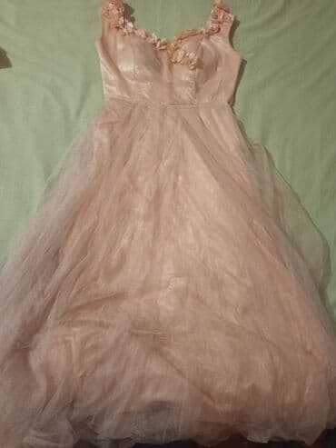 Zərif gecə/libas paltarı - Rəng: açıq şaftalı (nude-peach tonları) - lalafo.az -da Zərif gecə/libas paltarı - Rəng: açıq şaftalı (nude-peach tonları) -