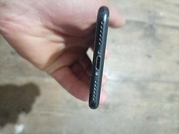 IPhone 7, Qara, Barmaq izi lalafo.az -da IPhone 7, Qara, Barmaq izi