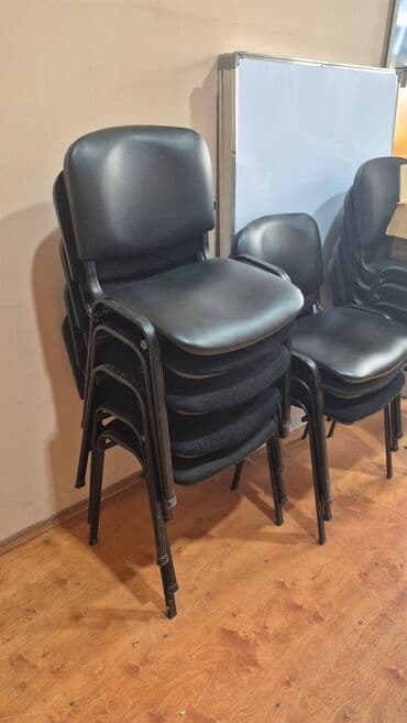 Yığılabilən ofis/konfrans stulları - Rəng: qara - Material: yumşaq lalafo.az -da Yığılabilən ofis/konfrans stulları - Rəng: qara - Material: yumşaq