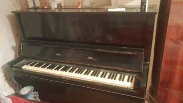 Upright piano – klassik şaquli model. Xüsusiyyətlər: - Korpus: qara lalafo.az -da Upright piano – klassik şaquli model. Xüsusiyyətlər: - Korpus: qara
