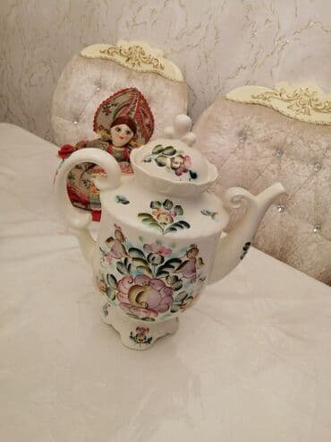 Dekorativ çaydan/qrafin – əl işləri naxışlı - Material: ağ lalafo.az -da Dekorativ çaydan/qrafin – əl işləri naxışlı - Material: ağ