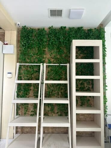 Mağaza mebeli, şkaflar, rəflər, stendlər və kassa stolu. 14’000 manata at lalafo.az — 4 Mağaza mebeli, şkaflar, rəflər, stendlər və kassa stolu. 14’000 manata — 4