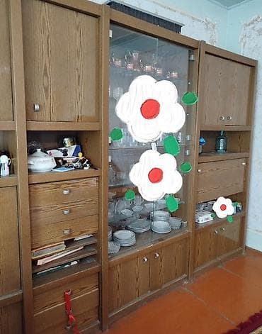 Bu, taxtadan hazırlanmış divar dolabı dəsti müxtəlif saxlama lalafo.az -da Bu, taxtadan hazırlanmış divar dolabı dəsti müxtəlif saxlama