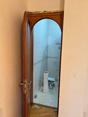 Geely: 8 ədəd ev qapısı satılır. Fısdıq materialındandır. Yaxşı at lalafo.az — 5 Geely: 8 ədəd ev qapısı satılır. Fısdıq materialındandır. Yaxşı — 5