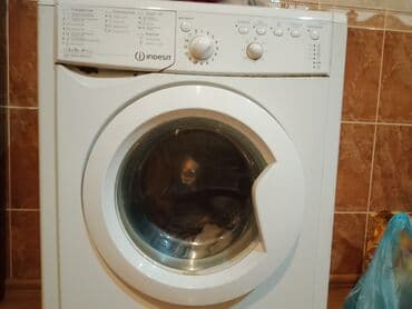 Paltaryuyan maşın Indesit, 5 kq, Avtomat, Qurutmasız lalafo.az -da Paltaryuyan maşın Indesit, 5 kq, Avtomat, Qurutmasız