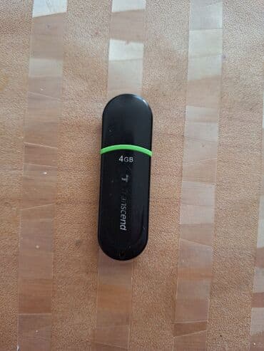 Flash kart 4 GB, USB port, Yeni lalafo.az -da Flash kart 4 GB, USB port, Yeni