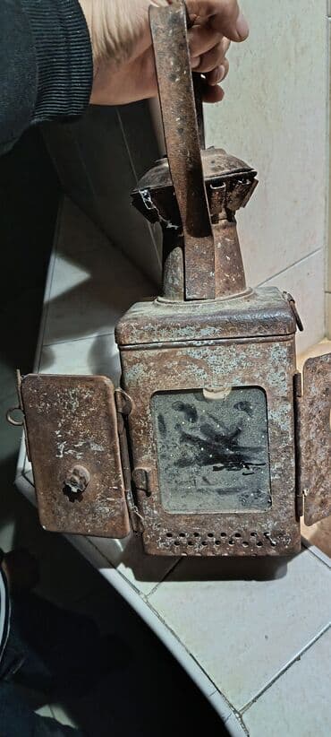 Qedim lampadi.Yaxsi vəziyyətdədi endirim olunacag lalafo.az -da Qedim lampadi.Yaxsi vəziyyətdədi endirim olunacag