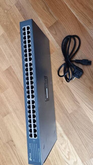 Yeni kimidir.Az işlənilib.48port 100mbs switchdir. Bütün portlar lalafo.az -da Yeni kimidir.Az işlənilib.48port 100mbs switchdir. Bütün portlar