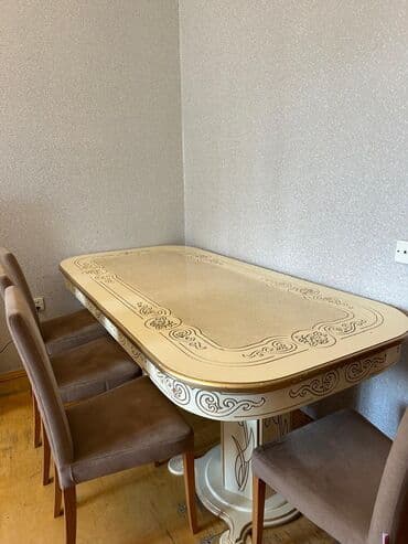 Qonaq otağı üçün, İşlənmiş, Oval masa, 6 stul lalafo.az -da Qonaq otağı üçün, İşlənmiş, Oval masa, 6 stul