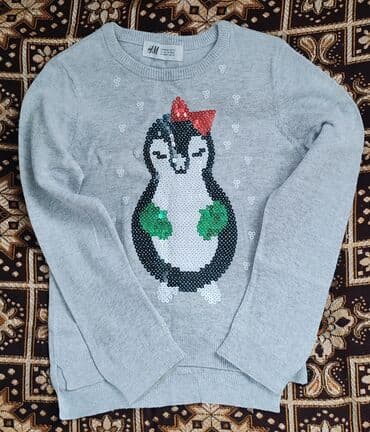 H&M uşaq sviteri - Rəng: açıq boz - Ön hissədə payetlərlə lalafo.az -da H&M uşaq sviteri - Rəng: açıq boz - Ön hissədə payetlərlə