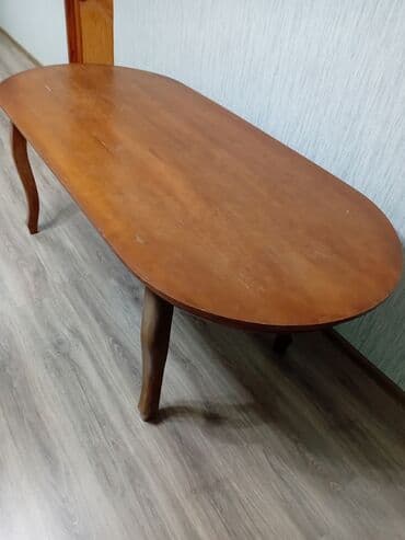 Klassik masa, Açılmayan, Taxta, Oval masa lalafo.az -da Klassik masa, Açılmayan, Taxta, Oval masa