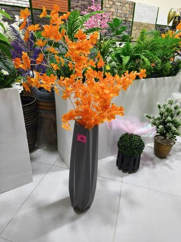 Məhsul: Dekorativ çiçək kompozisiyası və vaza - Rəng: Parlaq narıncı lalafo.az -da Məhsul: Dekorativ çiçək kompozisiyası və vaza - Rəng: Parlaq narıncı