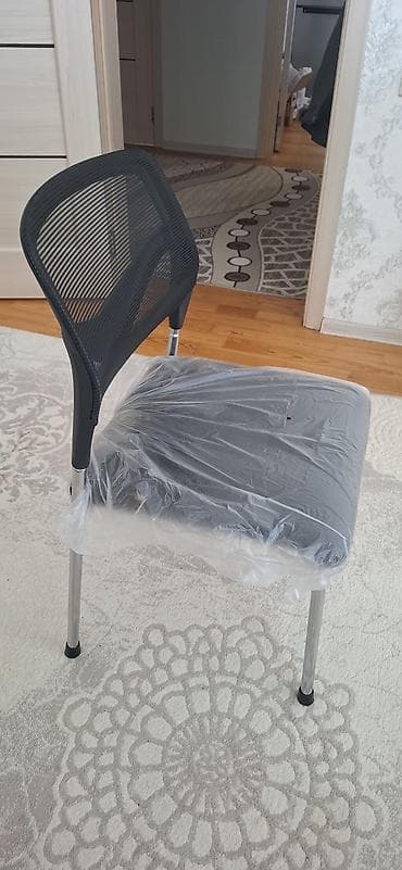 Mesh bel dəstəyi olan ofis/konfrans stulu - Rəng: qara - Oturacaq lalafo.az -da Mesh bel dəstəyi olan ofis/konfrans stulu - Rəng: qara - Oturacaq