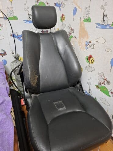 Mercedes W220nin ön oturacaqları. Üzərində paduşkaları, blokları var lalafo.az -da Mercedes W220nin ön oturacaqları. Üzərində paduşkaları, blokları var
