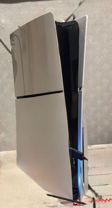 PlayStation 5 (Diskli versiya) oyun konsolu Cəmi 3 4 ay işlenib lalafo.az -da PlayStation 5 (Diskli versiya) oyun konsolu Cəmi 3 4 ay işlenib
