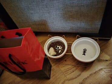 Сёдла: Cox gozel vəziyətdə üstündə yeməy və su qabı da verilir hətta pisiyi at lalafo.az — 4 Сёдла: Cox gozel vəziyətdə üstündə yeməy və su qabı da verilir hətta pisiyi — 4