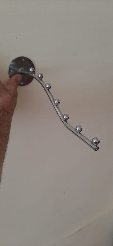 ПО для бизнеса: Mağaza vitrinləri üçün divara bərkidilən paltar asqısı (qol) cemi 5 at lalafo.az — 1 ПО для бизнеса: Mağaza vitrinləri üçün divara bərkidilən paltar asqısı (qol) cemi 5 — 1