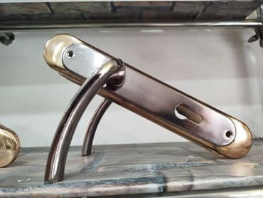 Qapı üçün dekorativ tutacaq-lişta (daxili kilid üçün uyğun). - lalafo.az -da Qapı üçün dekorativ tutacaq-lişta (daxili kilid üçün uyğun). -