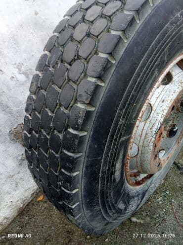 Yük avtomobili üçün təkər-disq komplekti - Ölçü: 12 R 22.5 (yan lalafo.az -da Yük avtomobili üçün təkər-disq komplekti - Ölçü: 12 R 22.5 (yan