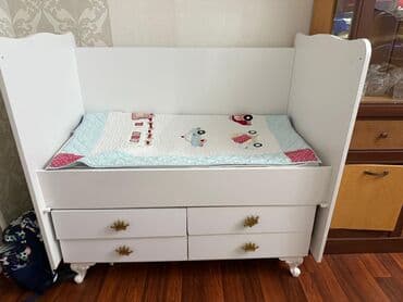 Oğlan və qız üçün, İşlənmiş, Dördbucaq, Beşik, Dəst ilə, Matrassız, Yellənmə mexanizmsiz lalafo.az -da Oğlan və qız üçün, İşlənmiş, Dördbucaq, Beşik, Dəst ilə, Matrassız, Yellənmə mexanizmsiz