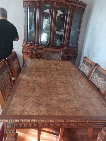 Qonaq otağı üçün, İşlənmiş, Açılmayan, Kvadrat masa, 6 stul lalafo.az -da Qonaq otağı üçün, İşlənmiş, Açılmayan, Kvadrat masa, 6 stul