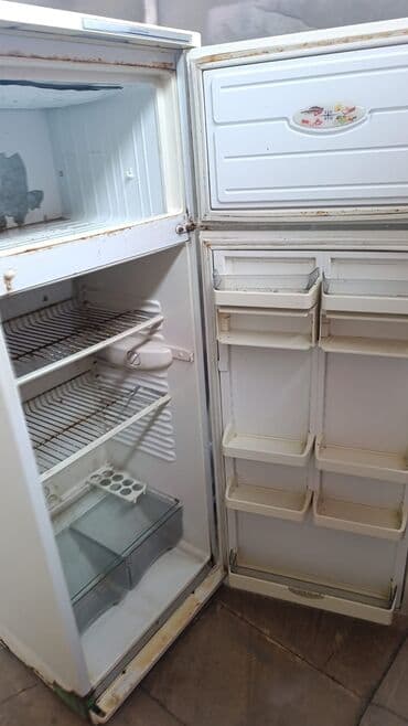 Soyuducu təmirə ehtiyacı var lalafo.az -da Soyuducu təmirə ehtiyacı var