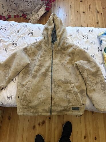 Kurtka, Vetrovka, Qış, PULL&BEAR, L lalafo.az -da Kurtka, Vetrovka, Qış, PULL&BEAR, L