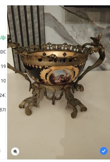 Antik üslubda dekorativ vitrin qabı – Napoli işarəli - Material lalafo.az -da Antik üslubda dekorativ vitrin qabı – Napoli işarəli - Material