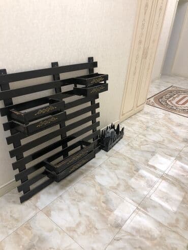 Taxta divar asılqanlı dekorativ güldanlıq dəsti - Material: ağac lalafo.az -da Taxta divar asılqanlı dekorativ güldanlıq dəsti - Material: ağac