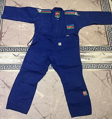 Məhsul: Judo kimano dəsti Brend:Green hill Bayraqlı Vəziyyət:İdeal at lalafo.az Məhsul: Judo kimano dəsti Brend:Green hill Bayraqlı Vəziyyət:İdeal