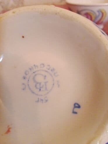 Məhsul: Sovet dövrü porselen kəse dəsti (piola/kasa) Təsvir: - Ağ lalafo.az -da Məhsul: Sovet dövrü porselen kəse dəsti (piola/kasa) Təsvir: - Ağ