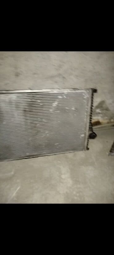 Avtomobil üçün radiator - Material: alüminium nüvə, plastik yan lalafo.az -da Avtomobil üçün radiator - Material: alüminium nüvə, plastik yan