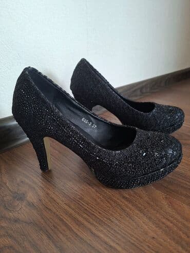 Tuflilər, Ölçü: 36.5, rəng - Qara, İşlənmiş lalafo.az -da Tuflilər, Ölçü: 36.5, rəng - Qara, İşlənmiş