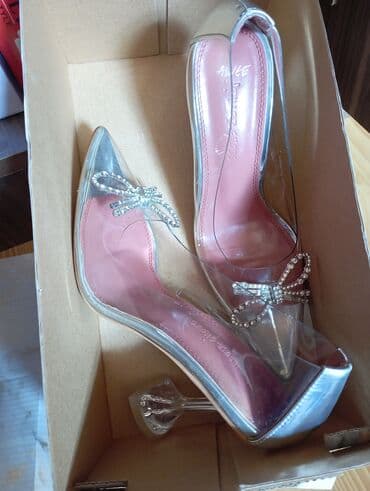 Tuflilər, Ölçü: 39, Yeni lalafo.az -da Tuflilər, Ölçü: 39, Yeni