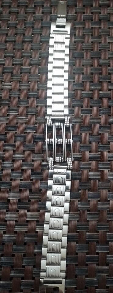 Yeni, Qol saatı, rəng - Gümüşü lalafo.az -da Yeni, Qol saatı, rəng - Gümüşü