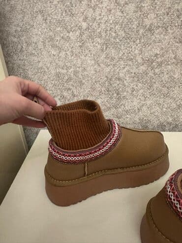 Угги: UGG stilində isti payız/qış ayaqqabısı Hem uzunbogaz formada geyinmek at lalafo.az — 3 Угги: UGG stilində isti payız/qış ayaqqabısı Hem uzunbogaz formada geyinmek — 3