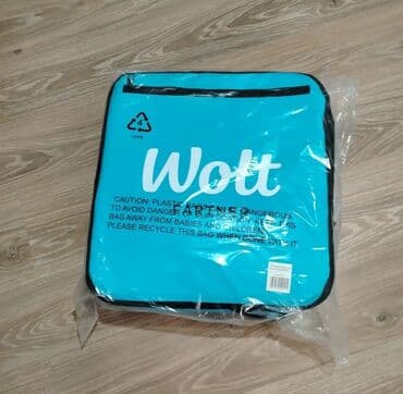 Çanta yenidir. Material: Suya davamlı xarici parça, iç hissədə istilik lalafo.az -da Çanta yenidir. Material: Suya davamlı xarici parça, iç hissədə istilik