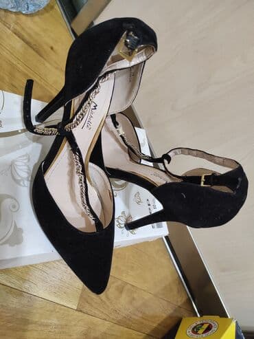 Tuflilər, Ölçü: 37, rəng - Qara, Yeni lalafo.az -da Tuflilər, Ölçü: 37, rəng - Qara, Yeni