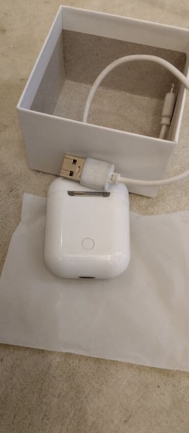 İşlənmiş Simsiz (Bluetooth) Qulaqcıqlar, rəng - Ağ lalafo.az -da İşlənmiş Simsiz (Bluetooth) Qulaqcıqlar, rəng - Ağ