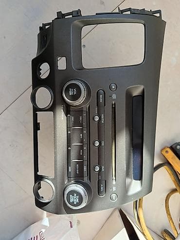 Honda civic 2007 original üstdən çıxma maqnitafon paneliyle birlikdə lalafo.az -da Honda civic 2007 original üstdən çıxma maqnitafon paneliyle birlikdə