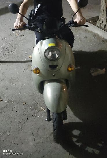 Şəhər içi rahat hərəkət üçün klassik dizaynlı moped Xüsusiyyətlər: - lalafo.az -da Şəhər içi rahat hərəkət üçün klassik dizaynlı moped Xüsusiyyətlər: -