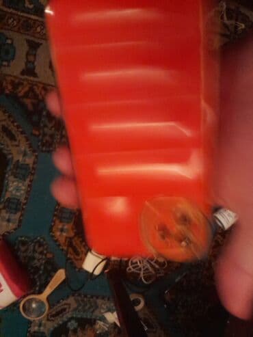 Təsvir: - Rəng: parlaq narıncı (kənarları qızılıĺ çərçivə effektli) - lalafo.az -da Təsvir: - Rəng: parlaq narıncı (kənarları qızılıĺ çərçivə effektli) -