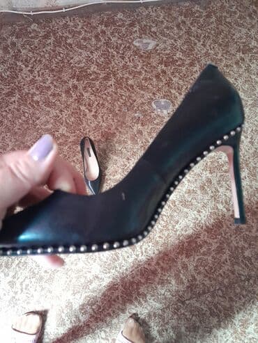 Tuflilər, Ölçü: 35, İşlənmiş lalafo.az -da Tuflilər, Ölçü: 35, İşlənmiş