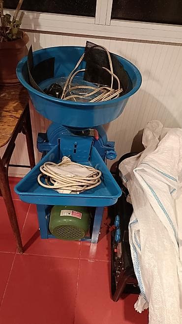 Elektriklə işləyən taxıl-ehtiyat yem üyüdən aparat - Təyinat: taxıl lalafo.az -da Elektriklə işləyən taxıl-ehtiyat yem üyüdən aparat - Təyinat: taxıl