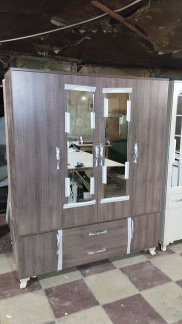 Yeni, Açılan, 4 qapılı Düz dolab, Qarderob, paltar dolabı lalafo.az -da Yeni, Açılan, 4 qapılı Düz dolab, Qarderob, paltar dolabı